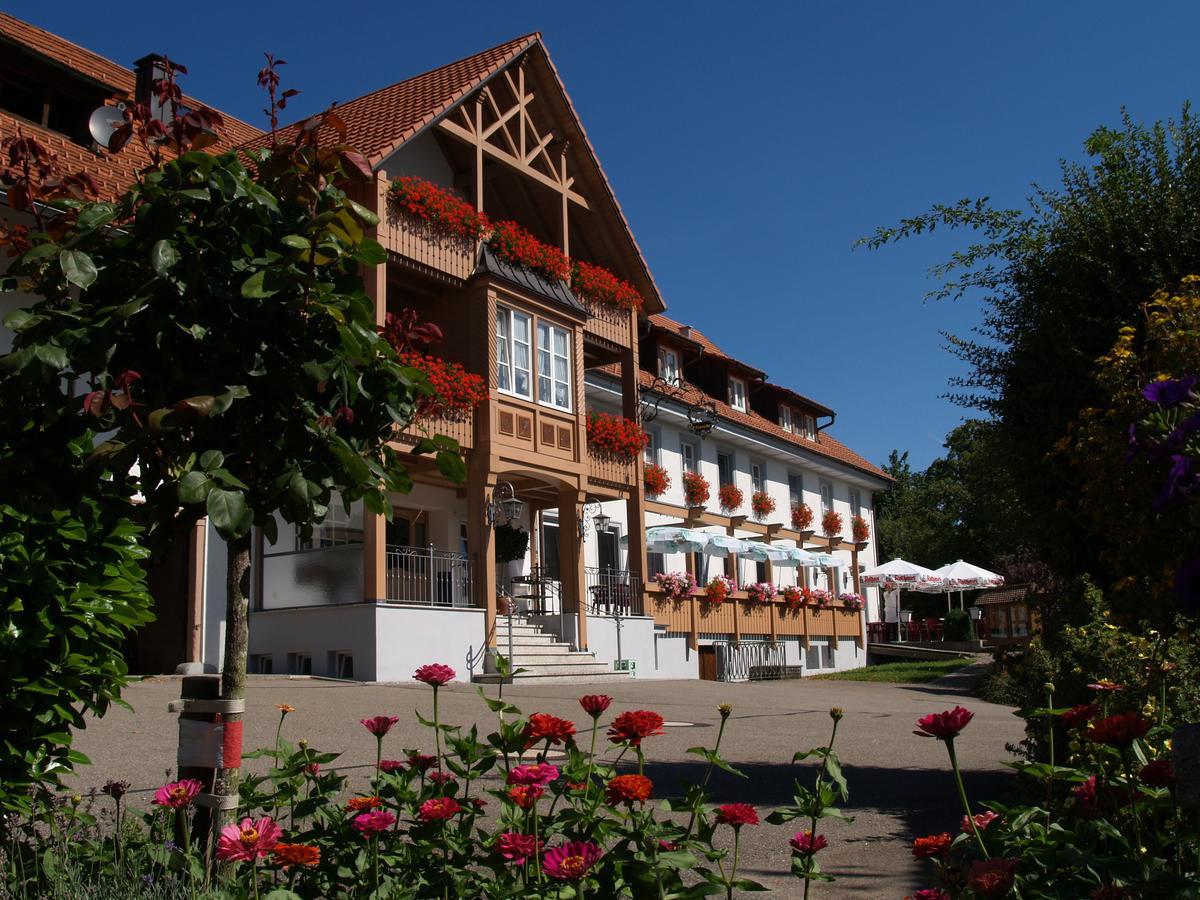 Landgasthof Rossle Hotel Berau Exterior foto